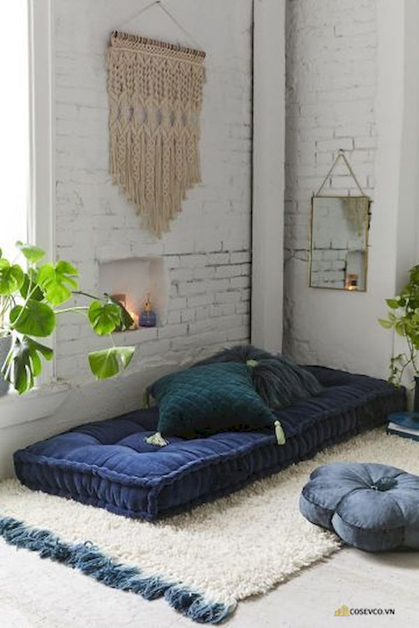Mẫu trang trí phòng ngủ nhỏ cho nữ không giường – Cách 12