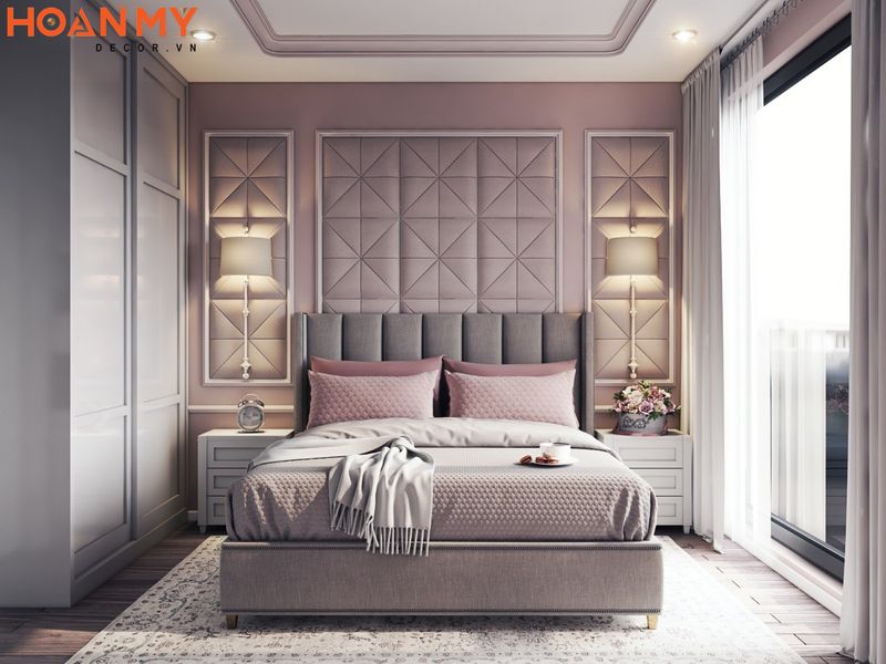 Phòng ngủ sang trọng với tông màu trắng kết hợp với hồng ruốc ấn tượng tinh tế