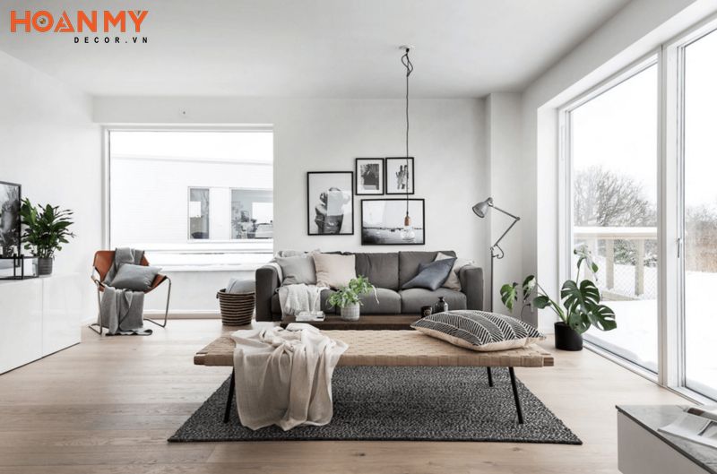 Nội thất scandinavian với chiếc ghế sofa bọc vải kiểu dáng đơn giản, năng động