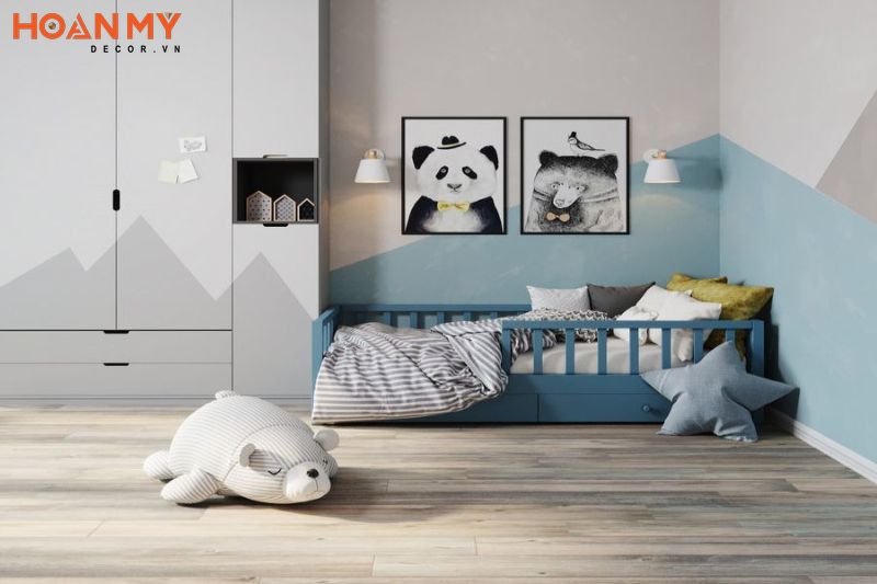 Phòng ngủ bé trai tông màu sáng tiện nghi kết hợp decor đơn giản cho con có không gian vui chơi thoải mái