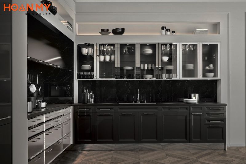 Phòng bếp rộng thoáng với tủ bếp thông minh, hiện đại