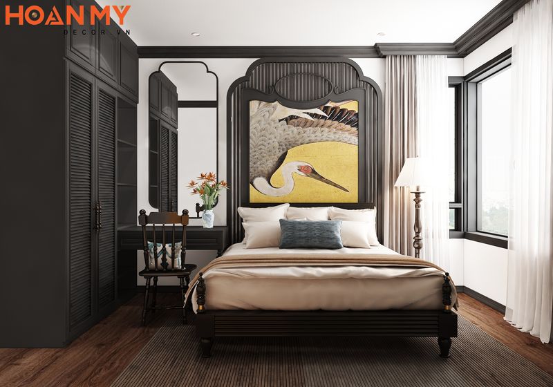 Không gian phòng ngủ được thiết kế ấn tượng nhẹ nhàng tới tông màu sang trọng đặc trưng của phong cách đông dương