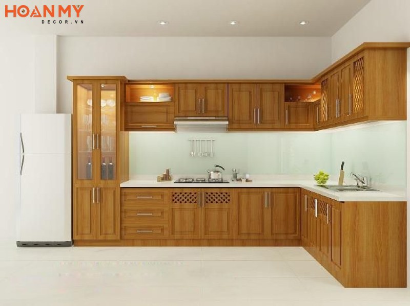 Căn phòng bếp sang trọng với tủ bếp bằng gỗ sồi Mỹ 