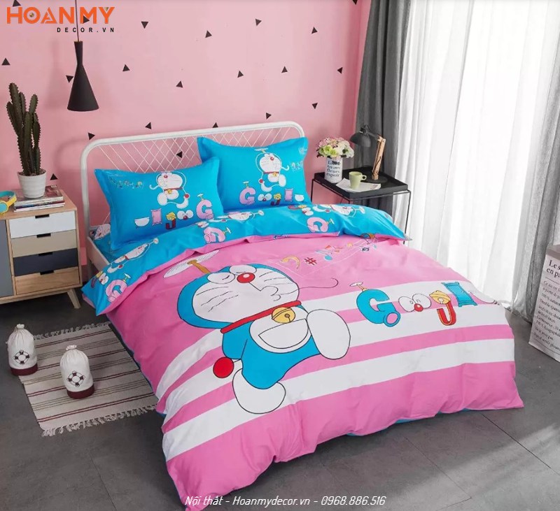 Phòng ngủ Doremon màu hồng cho bé gái