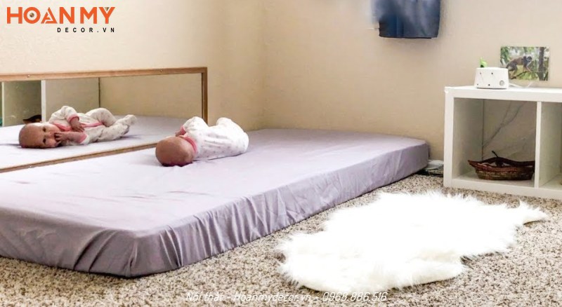 Sử dụng nệm thay cho giường an toàn cho con