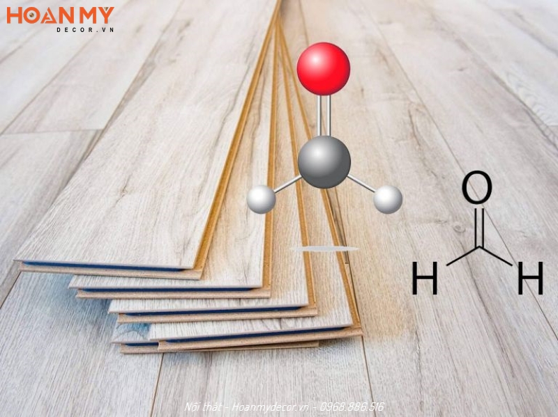 Formaldehyde dễ bay hơi trong không khí, thoát ra từ sản phẩm nội thất gỗ công nghiệp