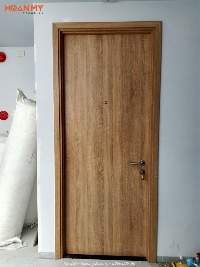 Cửa gỗ công nghiệp MDF phủ Vener Sồi