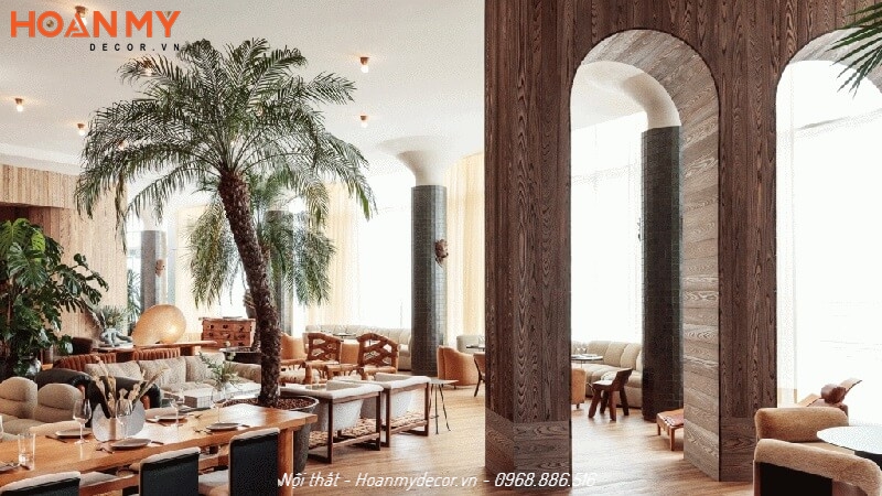 Phòng ăn khách sạn kết hợp cây xanh gần gũi với thiên nhiên