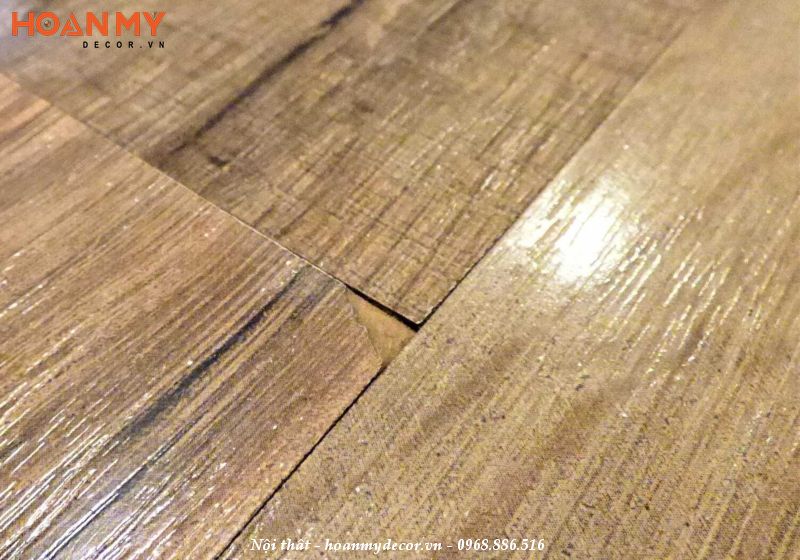 Khi chịu lực tác động mạnh hoặc thường xuyên, đồ gỗ sẽ dễ bị cong vênh