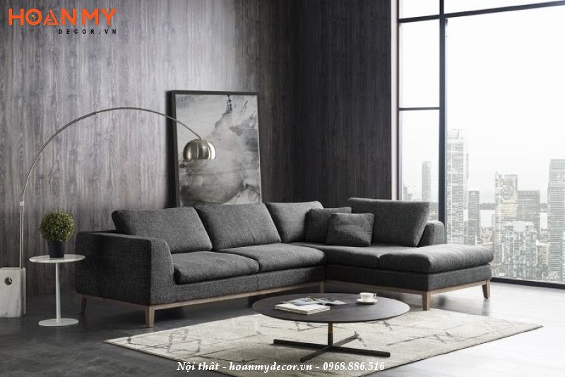 Ghế sofa màu xám dễ dàng phối hợp với các màu sắc khác trong không gian sống