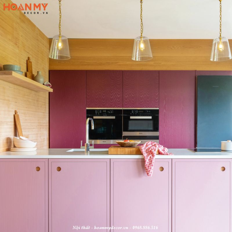 Mẫu phòng bếp Color Block tràn đầy màu sắc
