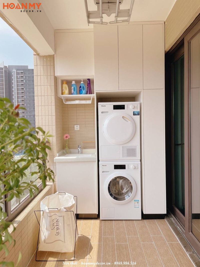 Tận dụng ban công làm phòng giặt đồ tiết kiệm diện tích cho căn hộ